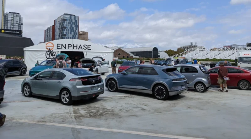 Sale of Australian electric vehicles in the month of 2025 - according to model and brand