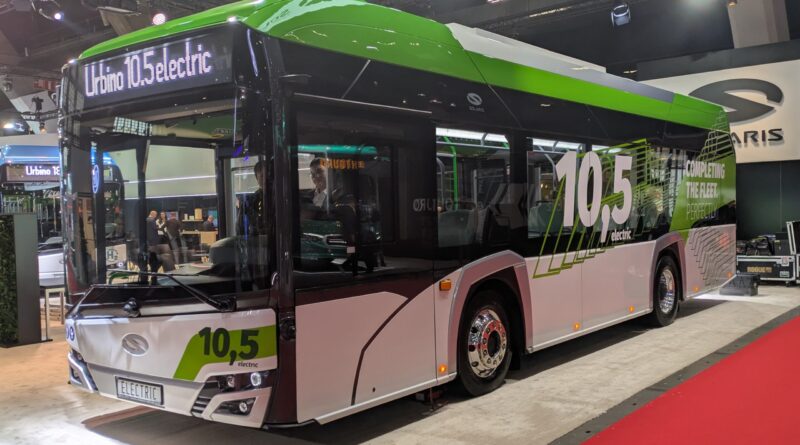 Solaris demonstrates new midibus at Busworld 2025 - CleanTechnica